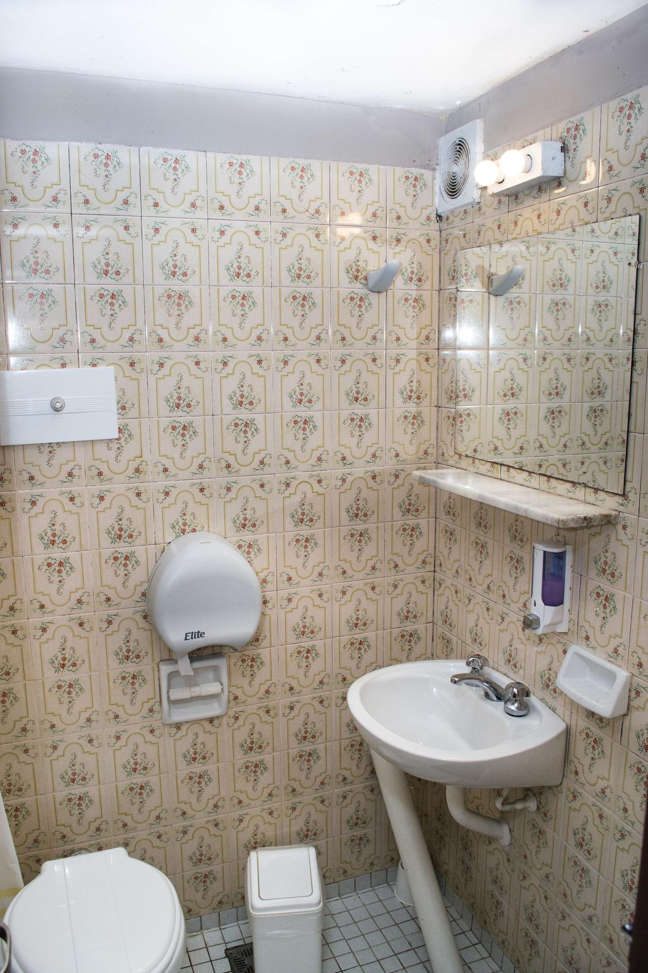 (adults Only) Hostel *