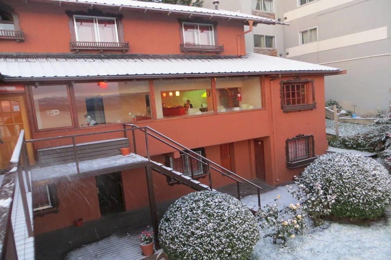 Hostel (adults Only)